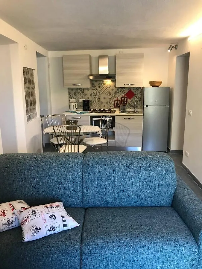 Hannette Cinqueterre Apt Libeccio マナローラ